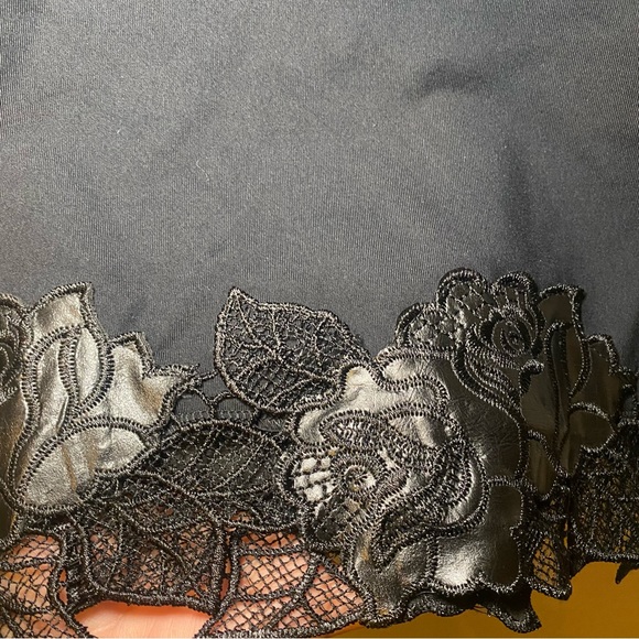 Bebe Black Skirt Size M - Picture 2 of 9